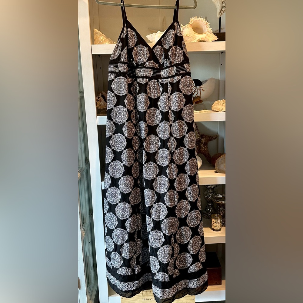 Lovely Style & Co Boho Mandala‎ Design Black and White Sundress Size 12